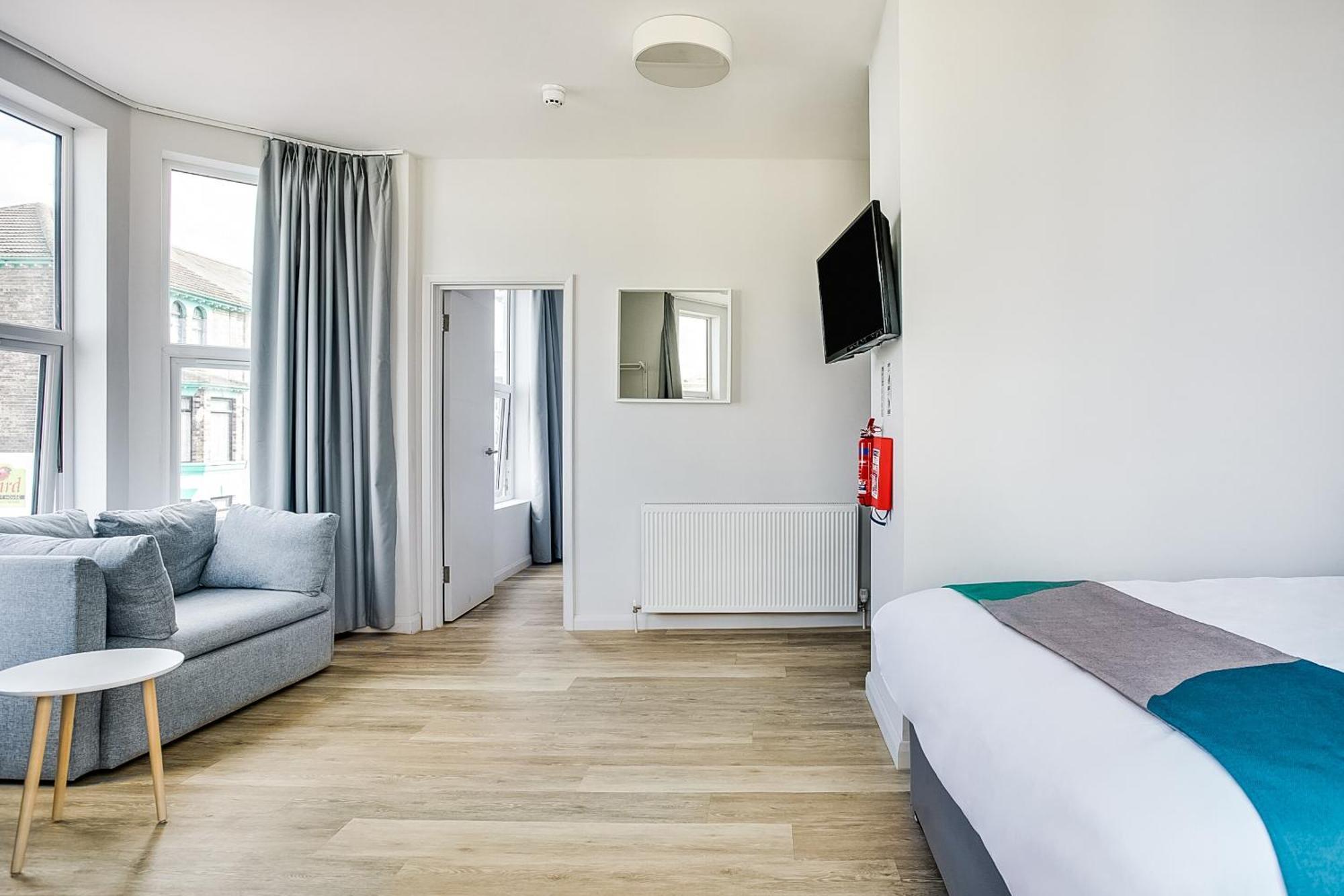 Oyo Studiotel Gy - Modern Hotel Apartments Great Yarmouth Ngoại thất bức ảnh