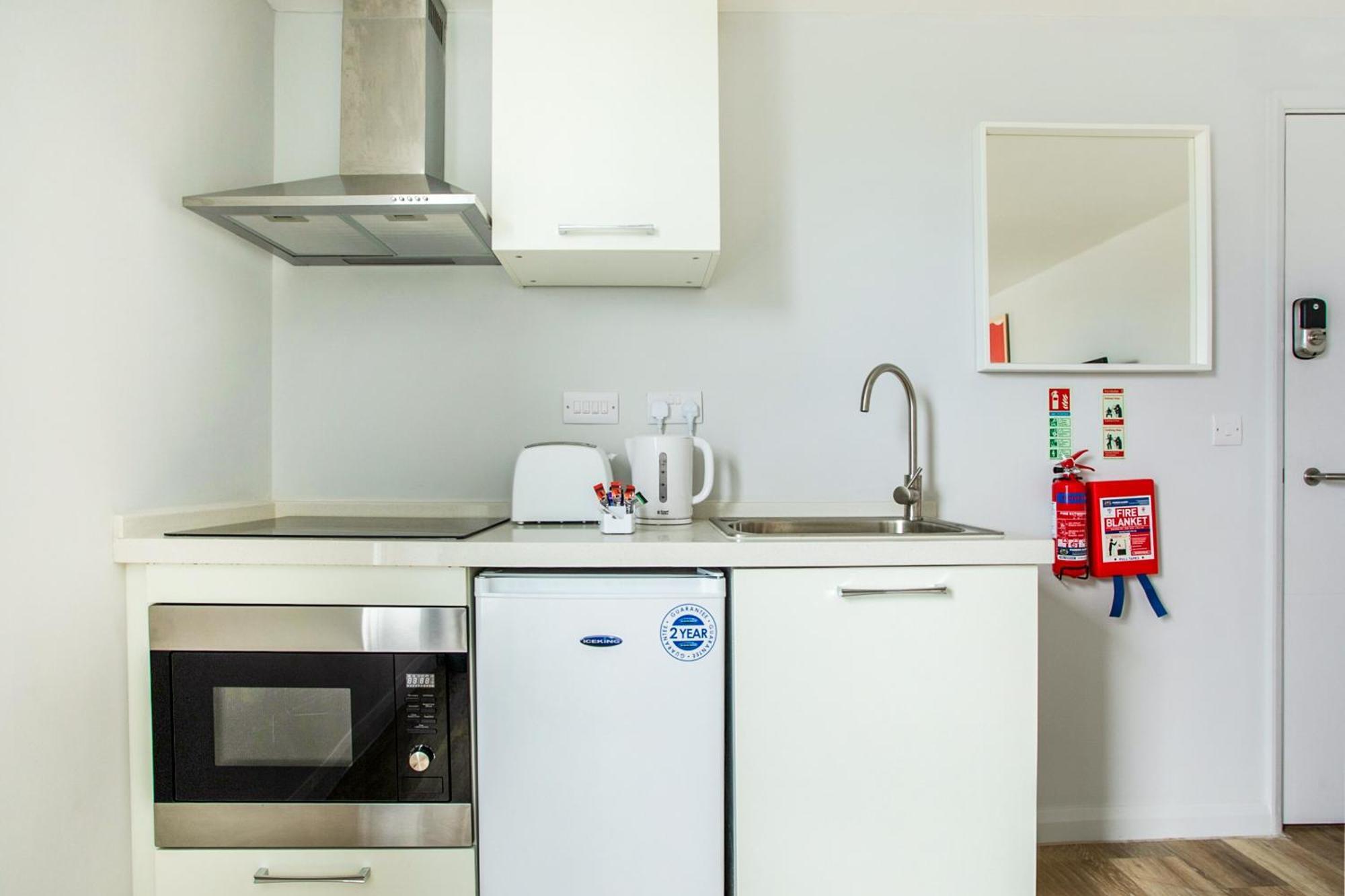 Oyo Studiotel Gy - Modern Hotel Apartments Great Yarmouth Ngoại thất bức ảnh