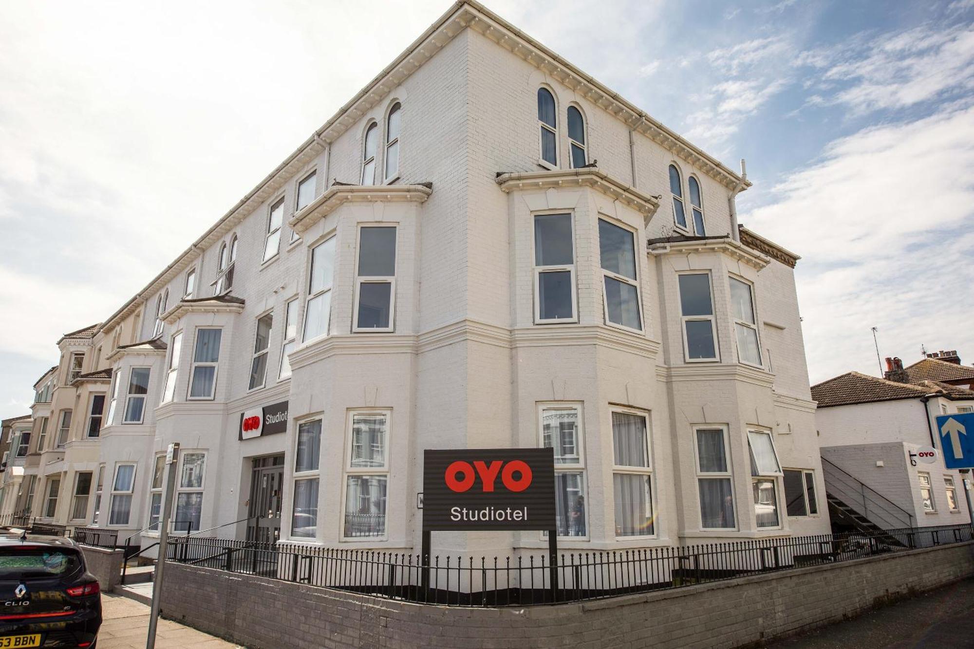 Oyo Studiotel Gy - Modern Hotel Apartments Great Yarmouth Ngoại thất bức ảnh