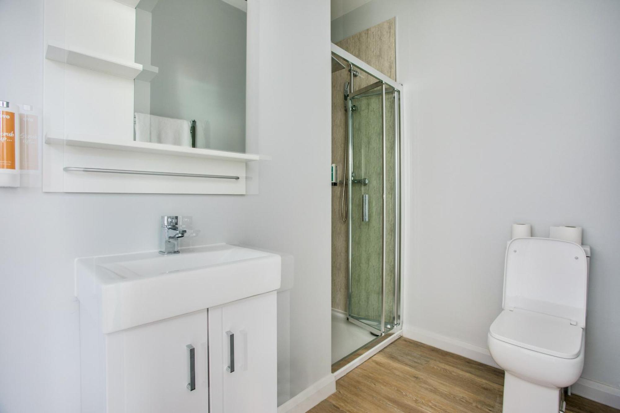 Oyo Studiotel Gy - Modern Hotel Apartments Great Yarmouth Ngoại thất bức ảnh